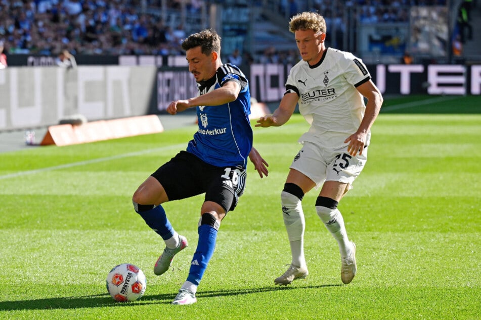Die Anfangsphase zwischen Gladbach und dem HSV verlief ohne richtig dicke Torchancen.
