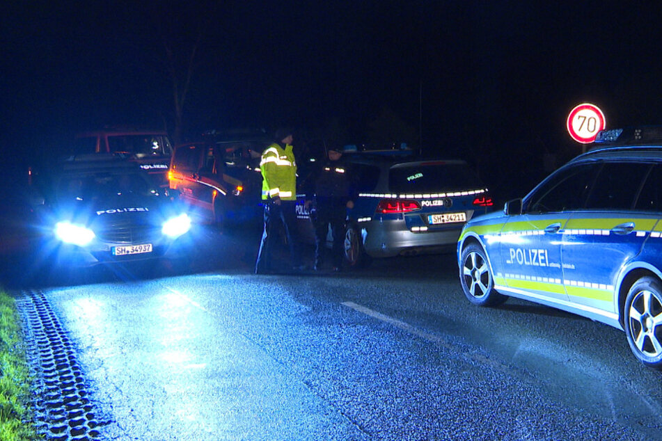 De Polizei sperrte die Gegend um das Haus weiträumig ab.