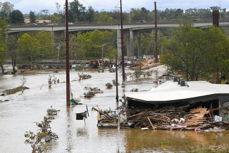 Helene causes unprecedented flooding and destruction as death toll tops 100