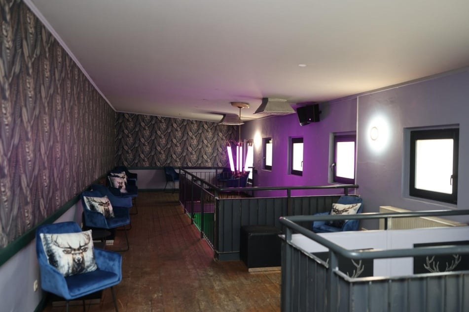 Im Obergeschoss wurde eine Lounge eingerichtet.