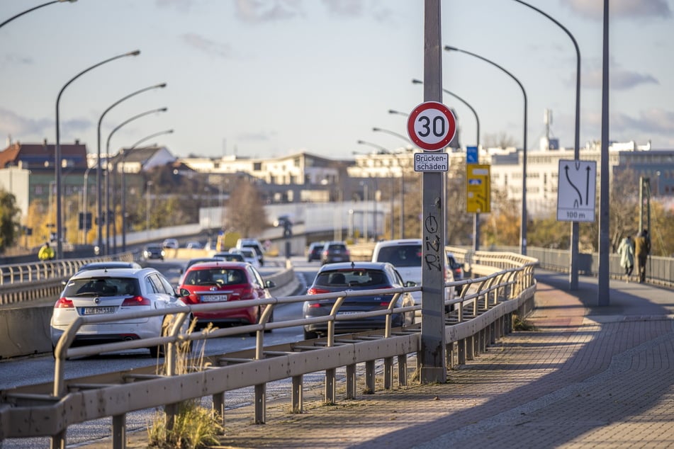 Die Nossener Brücke muss erneuert werden: Nimmt Dresden bald wieder Schulden auf?