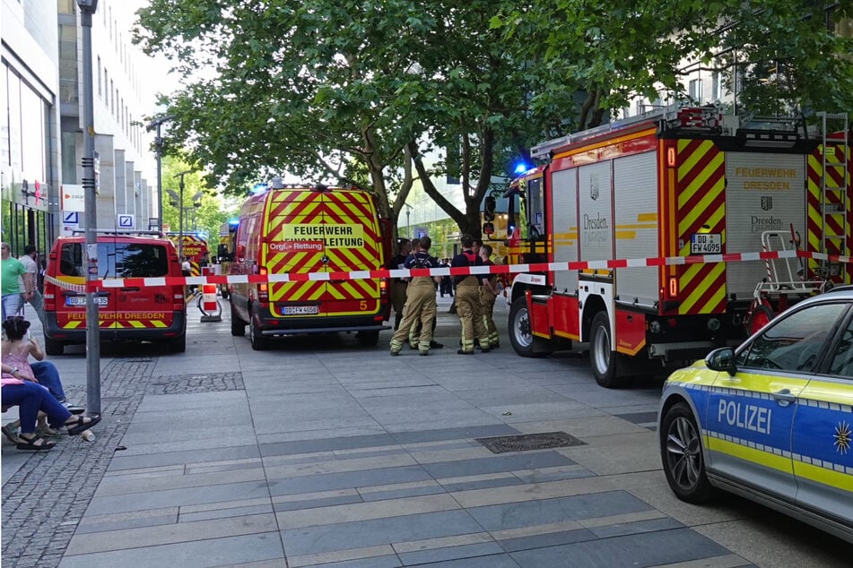 Dresden: Feuerwehreinsatz in Centrum-Galerie: Drei Verletzte nach Reizgas-Attacke