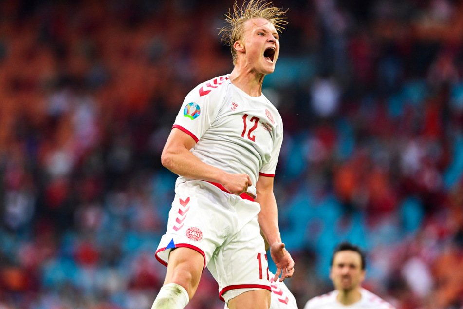 Kasper Dolberg bejubelt seinen Doppelpack euphorisch.