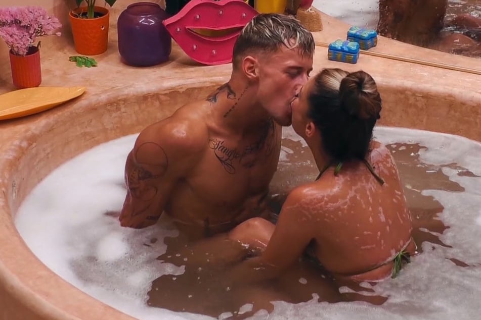 Ex on the Beach: Heiße Küsse und pikante Geheimnisse: "Es war echt schwer die Handbremse zu halten""