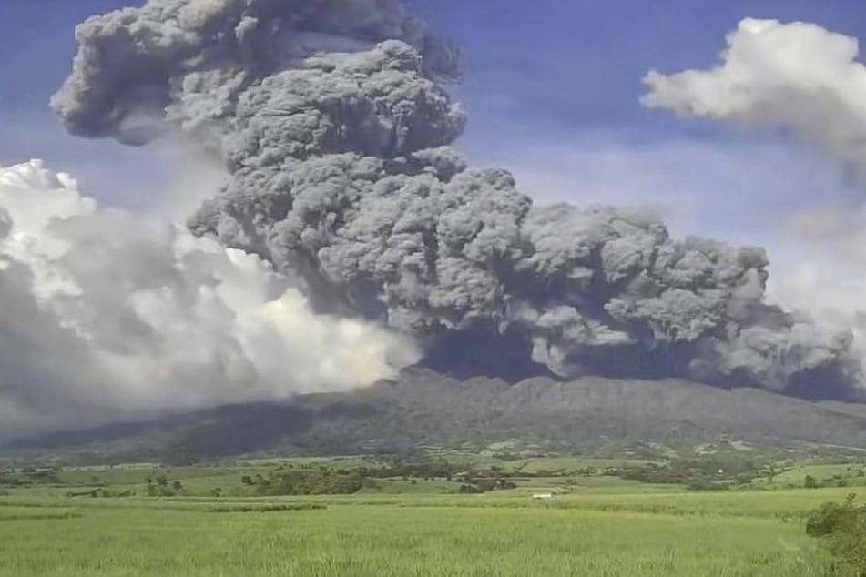 Eine Eruption des Vulkans Kanlaon trieb Tausende Menschen in die Flucht.