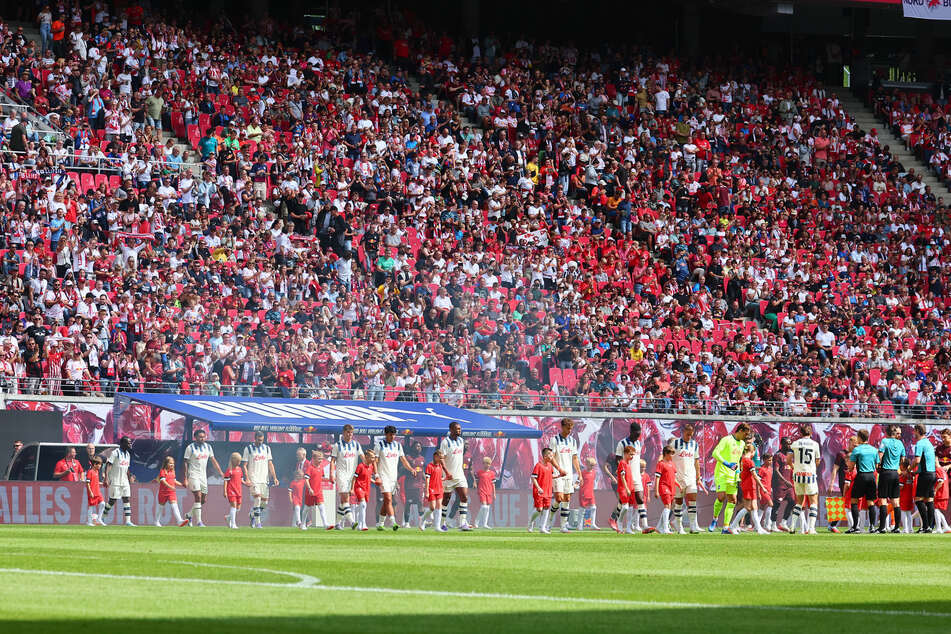 RB Leipzig hat sich zuletzt mit gleich zwei Rassismus-Vorfällen auseinandersetzen müssen.