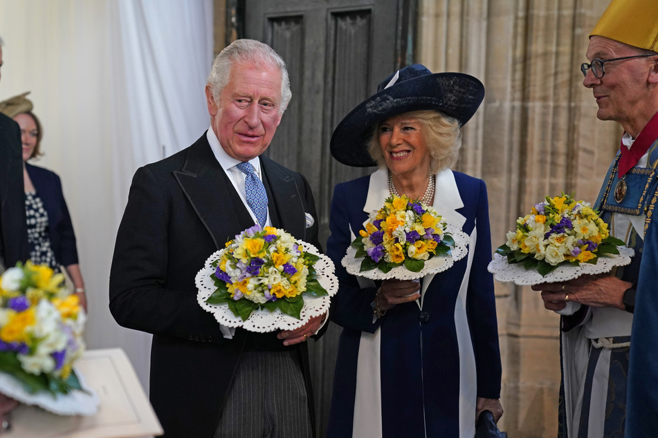 Die Queen (95) fehlte beim Gründonnerstagsgottesdienst. Prinz Charles (73) und seine Frau Camilla (74) waren allerdings vor Ort.