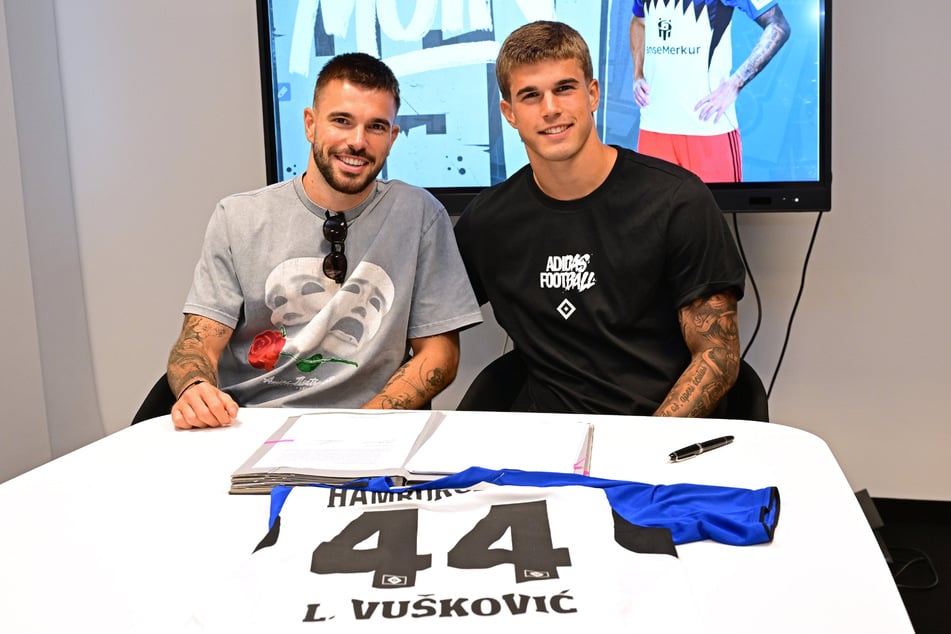 Luka Vuskovic (19, r) hat sich über den Zustand seines Bruders Mario (24) geäußert.