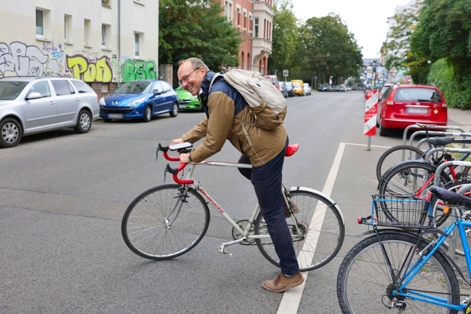 Der OB-Kandidat will sich dafür einsetzen, dass beispielsweise auch Radfahrer sicher in Leipzig unterwegs sein können.