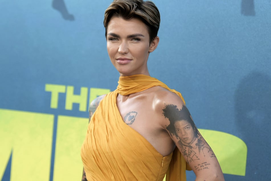Schauspielerin Ruby Rose (40, Foto) beschuldigt Sängerin Katy Perry der sexuellen Belästigung.