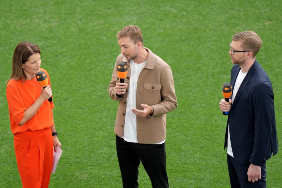 Christoph Kramer (m.) ist im Rahmen der WM 2026 für das ZDF als TV-Experte aktiv.