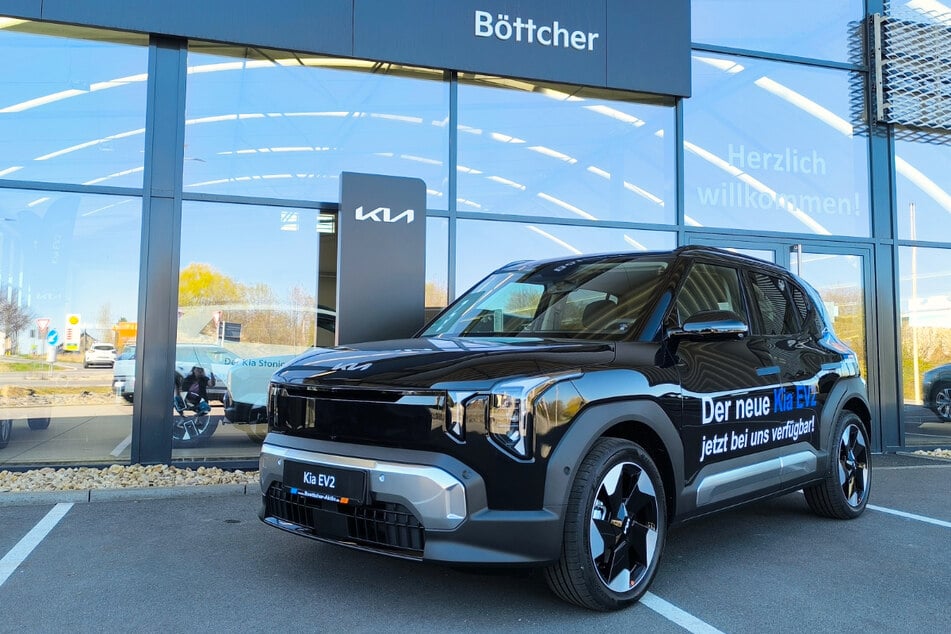 Abbildung zeigt Sonderausstattung.