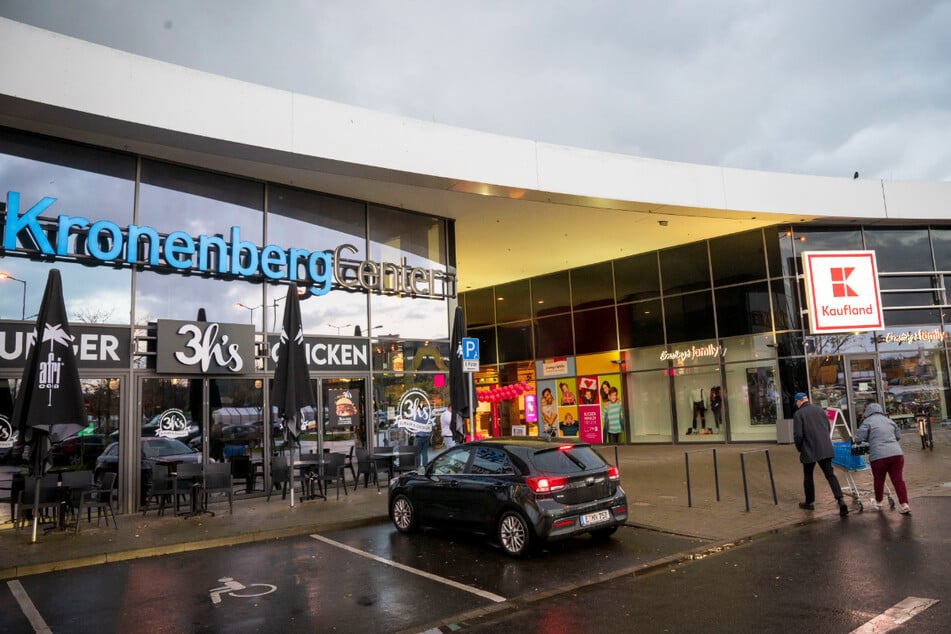 Das Kaufland in der Haedenkampstraße 21 im Kronenberg-Center.