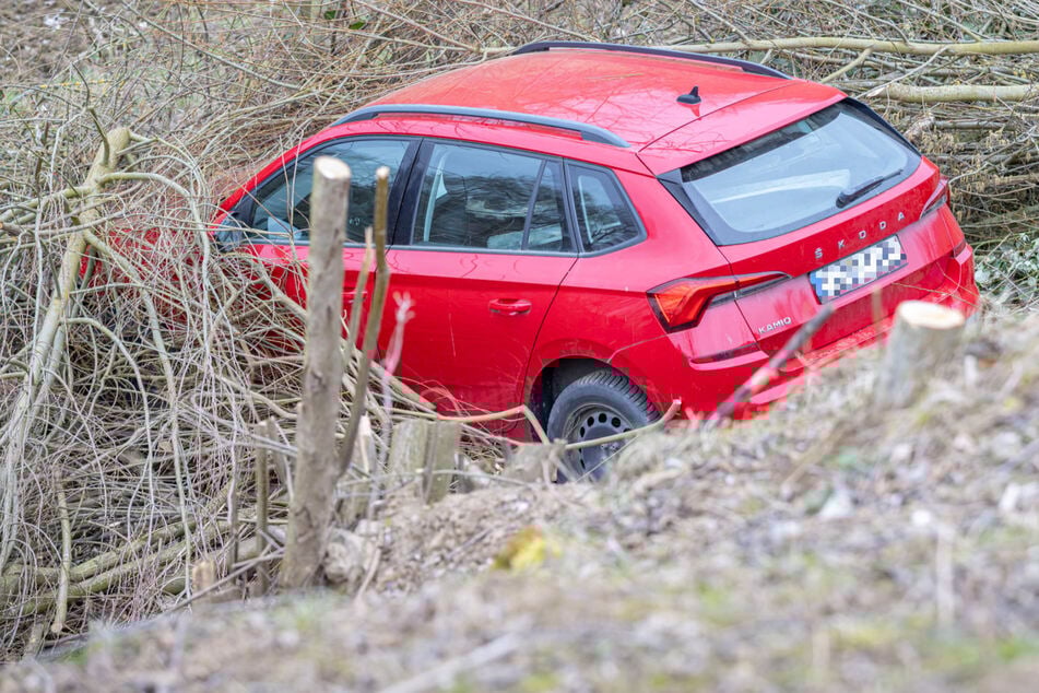 Unglück in Sächsischer Schweiz: Senior stürzt Abhang hinunter