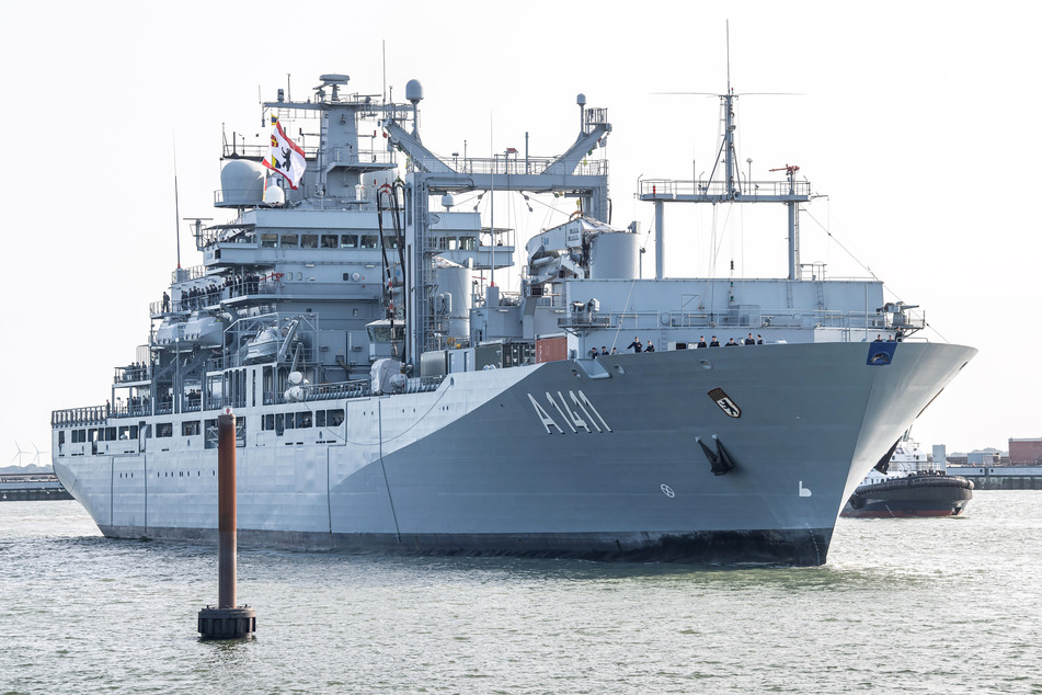 Deutsches Kriegsschiff startet für EU-Einsatz ins Mittelmeer