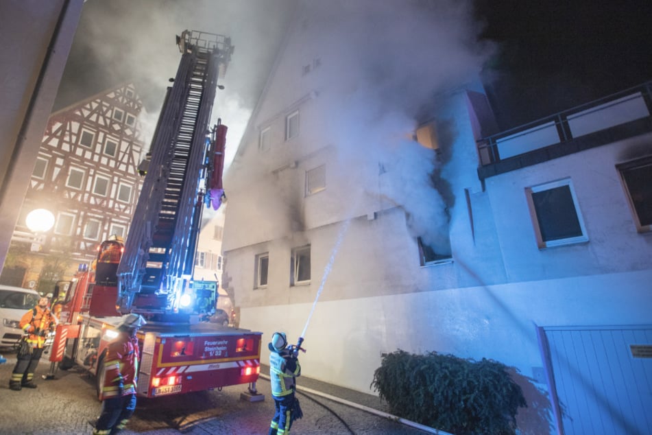 Nach dem Brandanschlag in Marbach wird dem Täter versuchter Mord vorgeworfen.