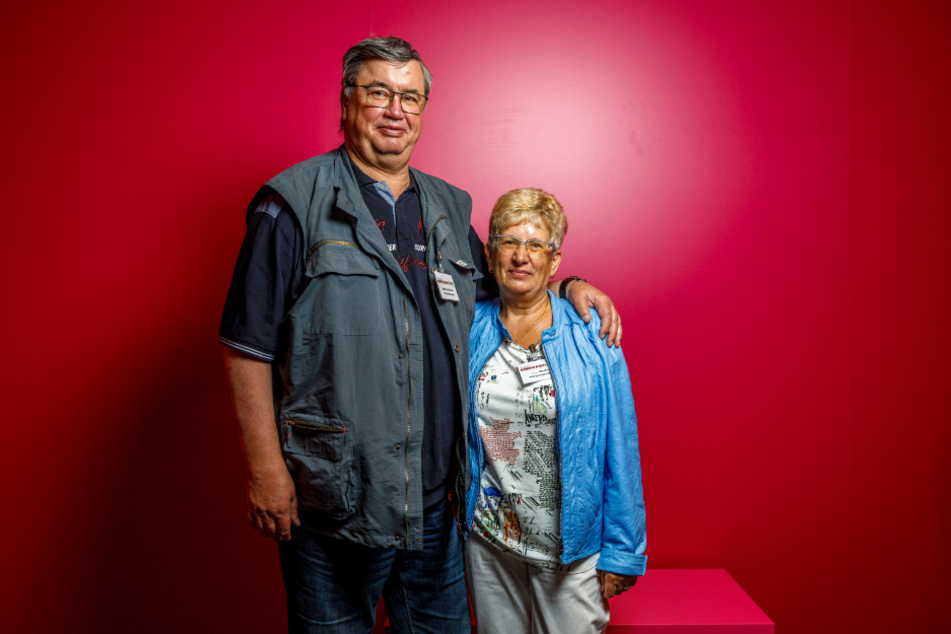 Joachim (71) und Elisabeth Meißner (68) haben eingewilligt, nach ihrem Tod für Lehr- und Ausstellungszwecke plastiniert zu werden. Spender und Hinterbliebene erhalten keinen Obolus, sparen aber die Beerdigungskosten.