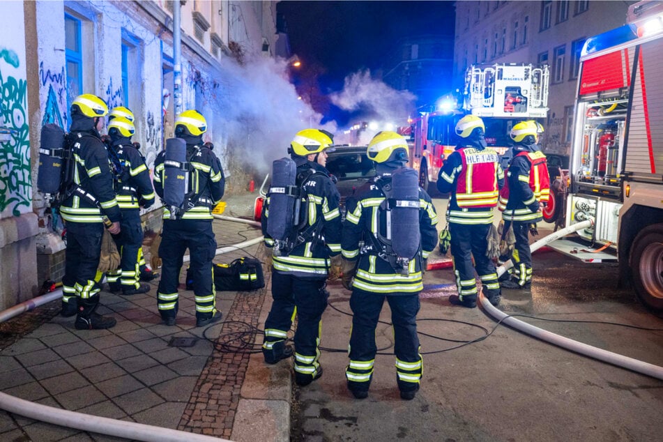 Die Feuerwehr war mit zahlreichen Kräften vor Ort.