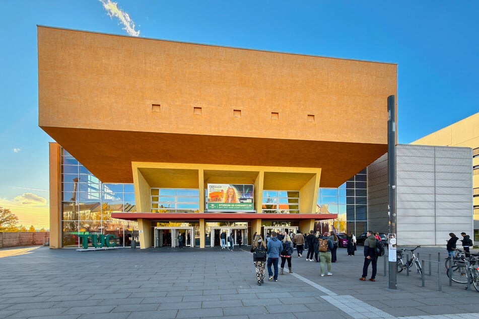 In der "Orangerie" wurden die Studienanfänger am Dienstag feierlich begrüßt.