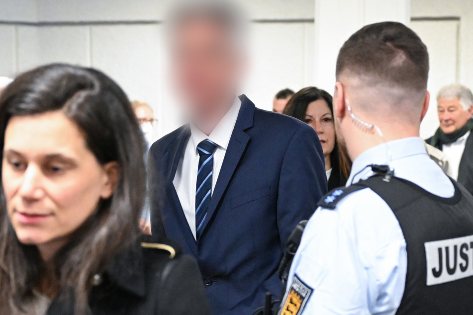 Der Prozess gegen den suspendierten Polizei-Inspekteur Andreas Renner (49) hat am heutigen Freitag begonnen. (Symbolbild)