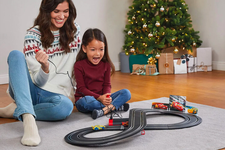 Lidl verkauft ab Donnerstag (28.10.) diese coole Carrera-Bahn!