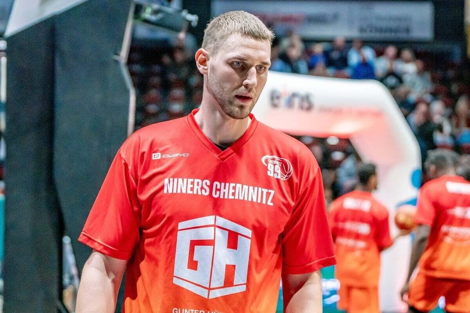 Jonas Richter (27) kann für seine Niners bei Alba spielen.