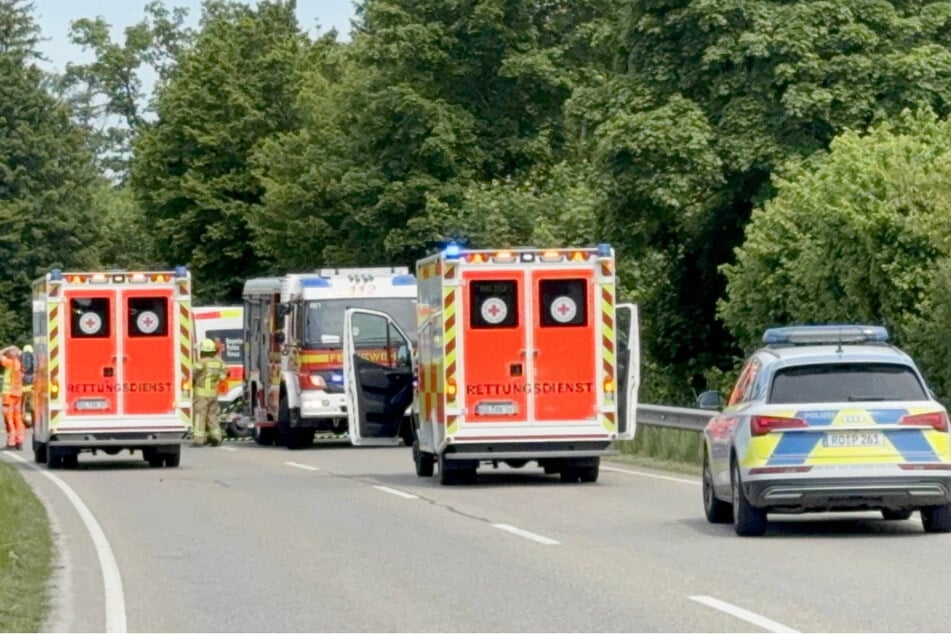 Die Einsatzkräfte waren mit einem Großaufgebot vor Ort gefordert.