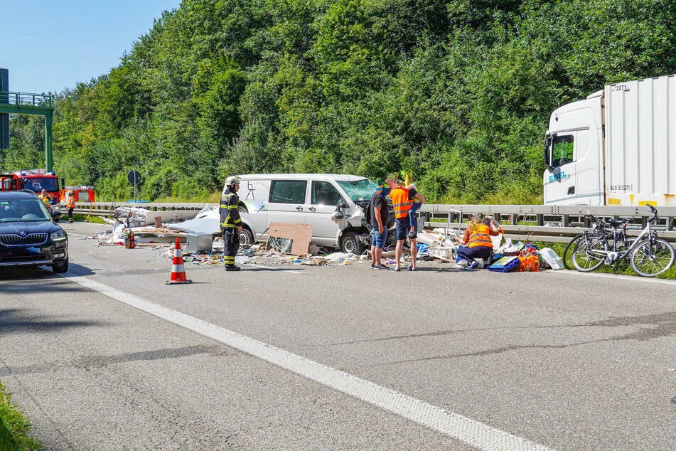 Auch mehrere Fahrräder säumten zwischenzeitlich die Autobahn.