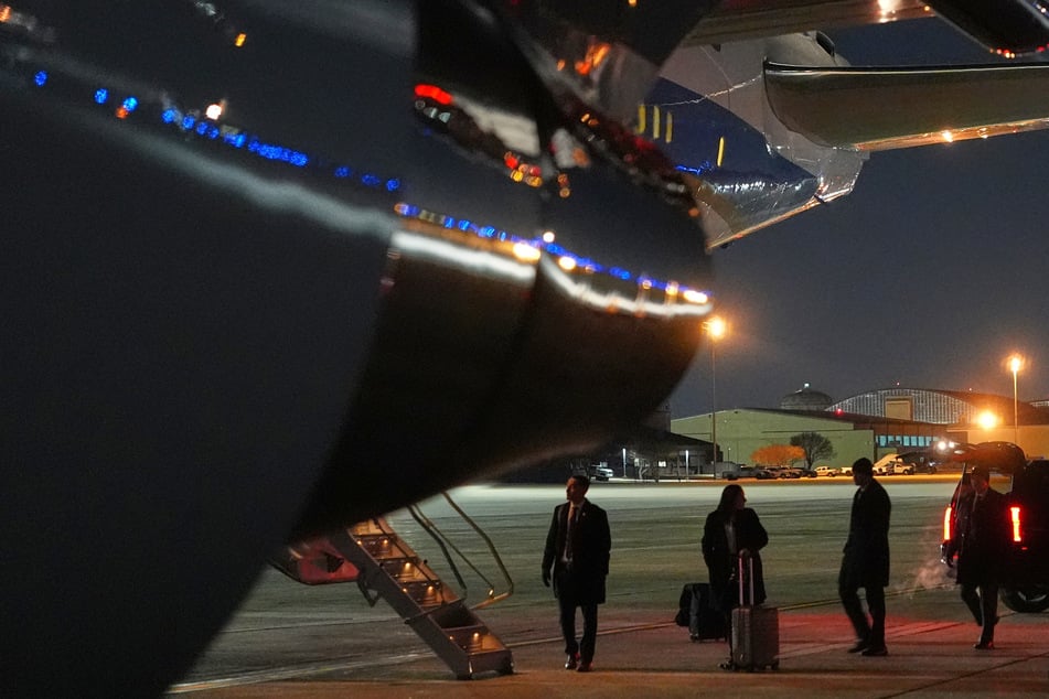 Air Force One muss wegen Technik-Panne umkehren: Donald Trumps Reise nach Davos verzögert sich