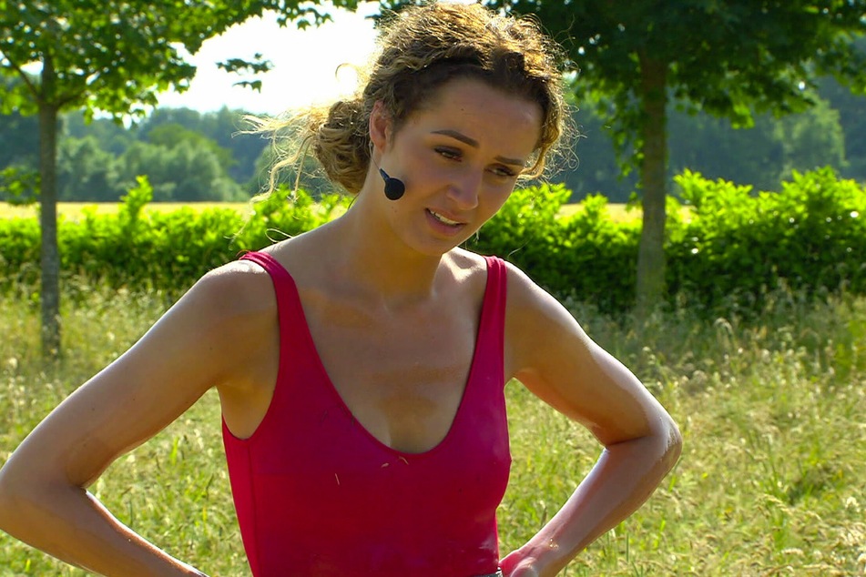 Samira (24) sollte in der Challenge im "Sommerhaus der Stars" Rechenaufgaben lösen.