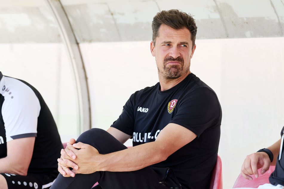 Dynamo-Cheftrainer Thomas Stamm (42) sammelt weiterhin Eindrücke, nicht alle sind und waren positiv.