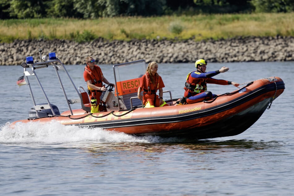 Trotz striktem Badeverbot: 39-Jähriger geht in See schwimmen und verschwindet - Suche bislang erfolglos