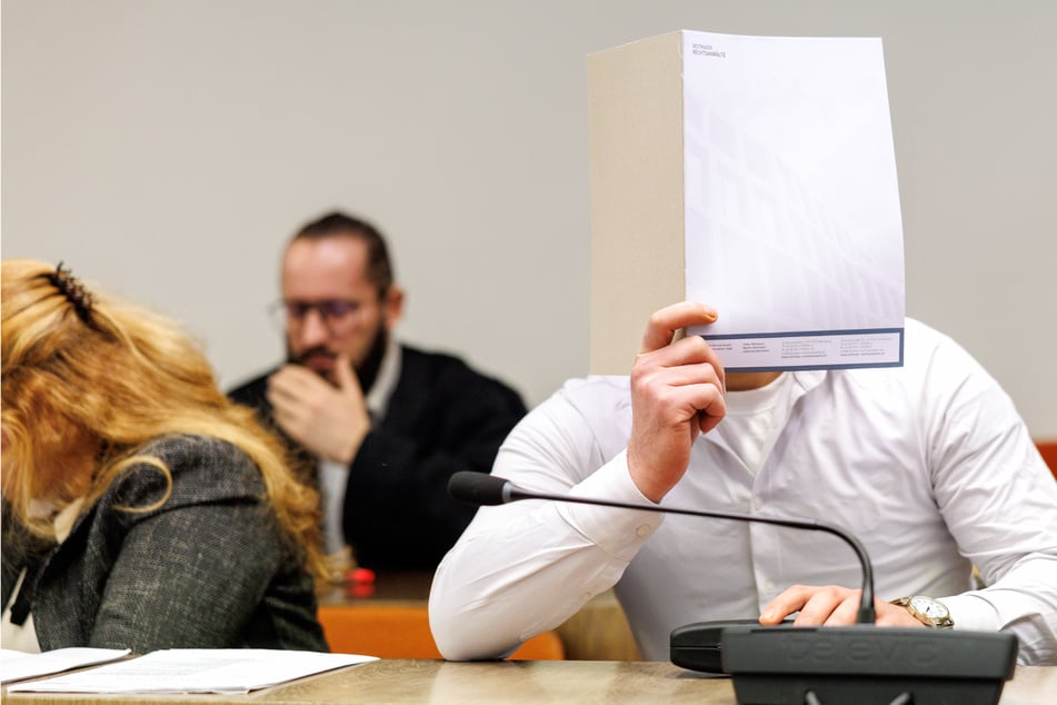 München: "Für Frauen waren IS-Kämpfer wie Popstars": 28-Jähriger nennt absurden Grund für Bombenbau