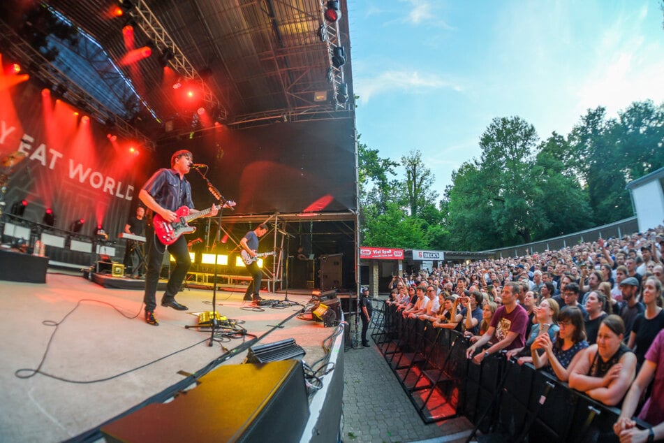 1800 begeisterte Fans waren gekommen, um mit der Band zu feiern.