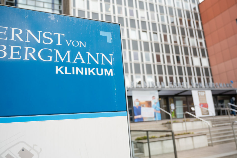 Das Potsdamer Klinikum hat auf seinem Gelände ein separates und isoliertes Covid-Krankenhaus eingerichtet.