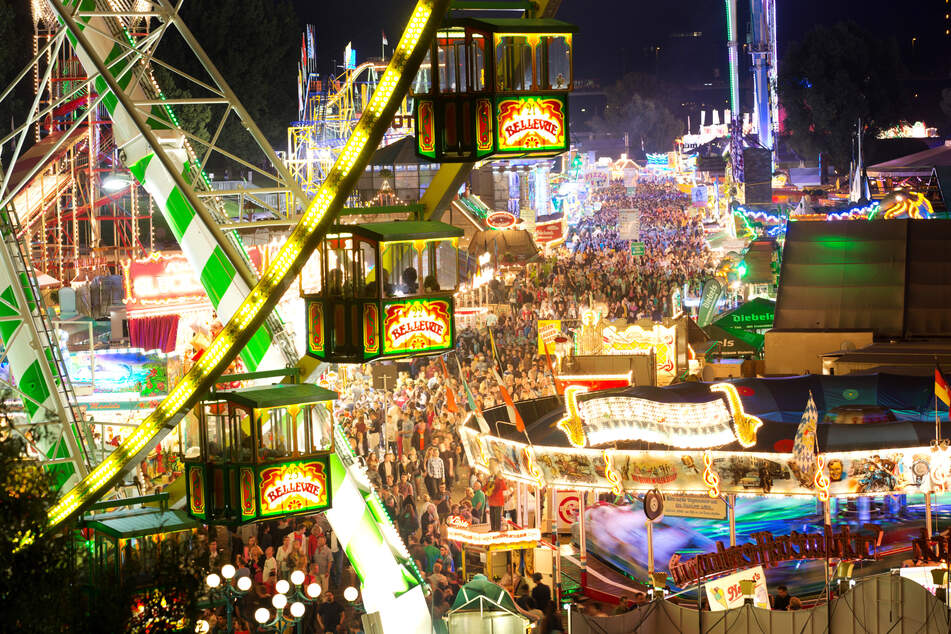 Der 52-Jährige war am Wochenende als Ordner im Rahmen der Bonner Kirmes Pützchens Markt im Einsatz gewesen. (Symbolbild)