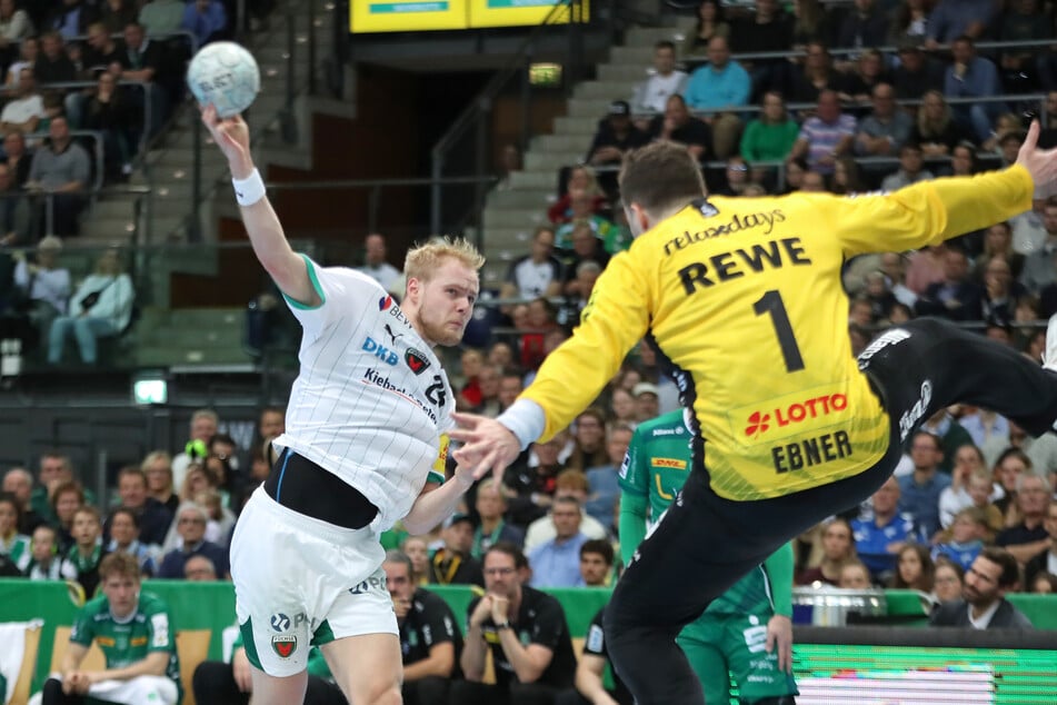 Leipzigs Domenico Ebner erwies sich als starker Rückhalt und entschärfte bereits in der ersten Halbzeit zehn Würfe.