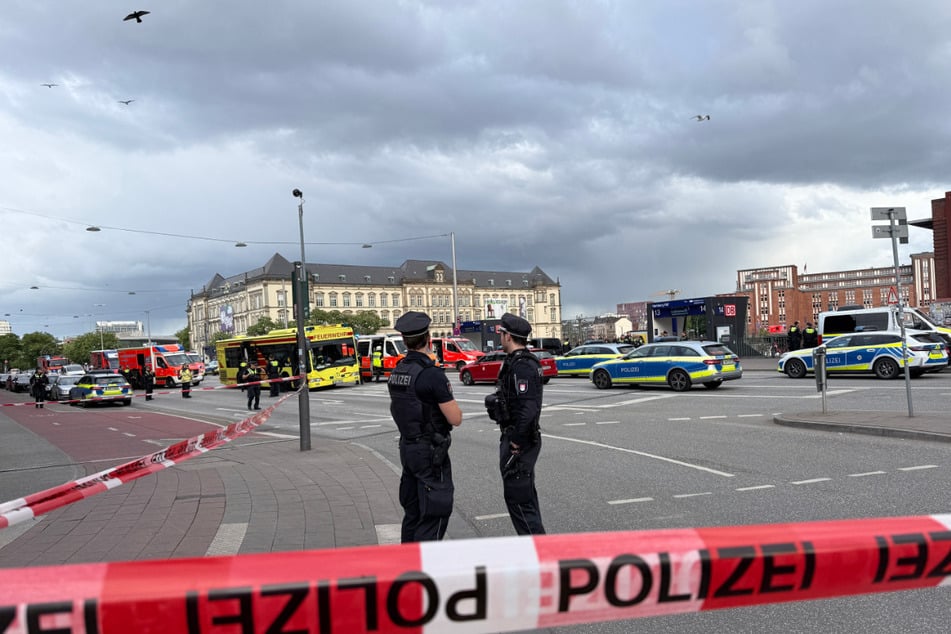 Die Frau hatte am Freitagabend 18 Menschen bei einem Messerangriff am Hamburger Hauptbahnhof verletzt.
