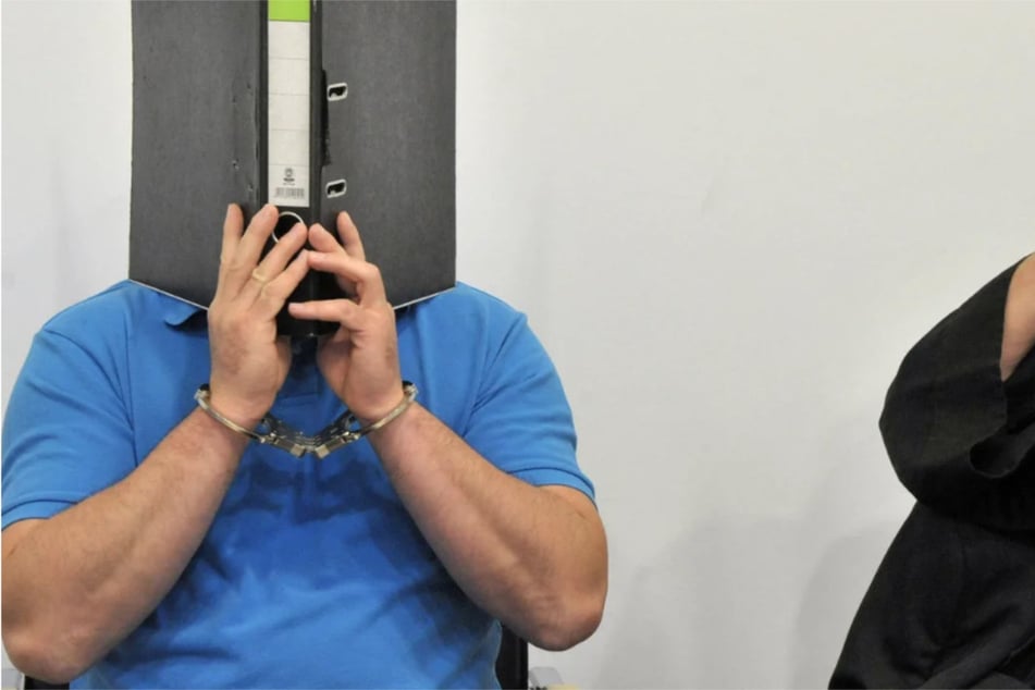 Jens J. hatte eine Ehefrau und vier Geliebte.