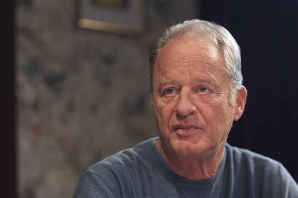 Teilt mächtig gegen die Kritiker von Thomas Gottschalk aus: Schauspieler Tom Gerhardt (68).