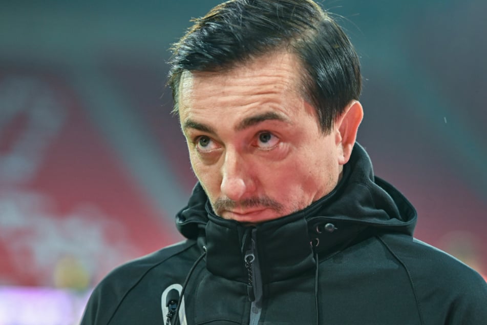 Trainer Daniel Meyer von Braunschweig kann eventuell mit Fans beim Heimspiel rechnen.