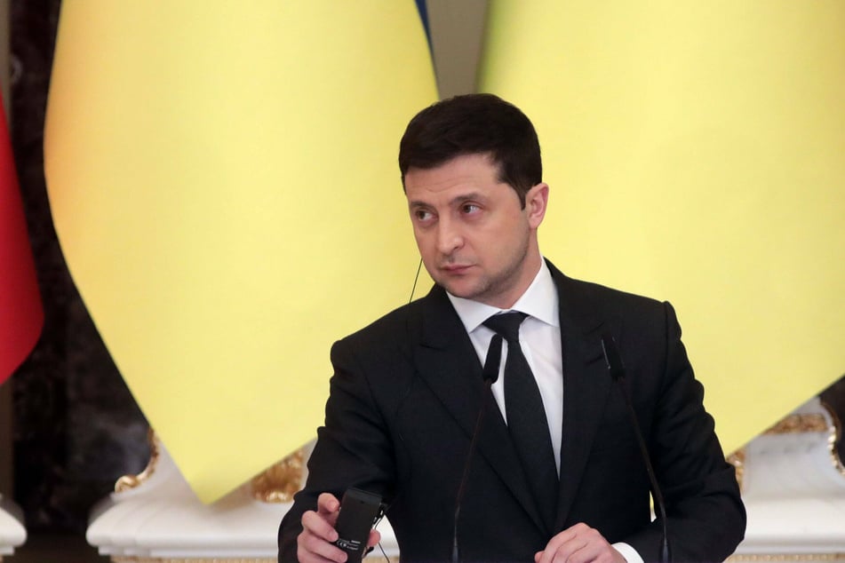 Ukrainian President Volodymyr Zelensky has officially broken off diplomatic ties to Russia.