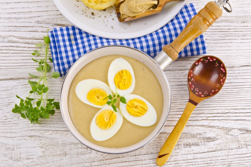 Eier in Senfsoße ist ein beliebtes Gericht auch bei Kindern.