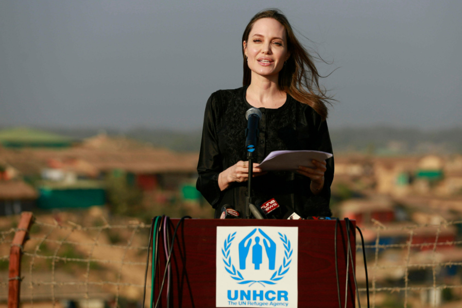 Missbrauch an Weihnachten: Angelina Jolie warnt Frauen und gibt ihnen Tipps