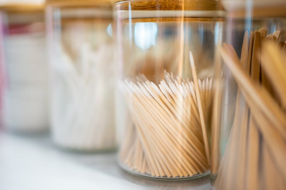 Eine Münchner Realschule hat Zahnstocher auf dem Schulgelände verboten. (Symbolbild)