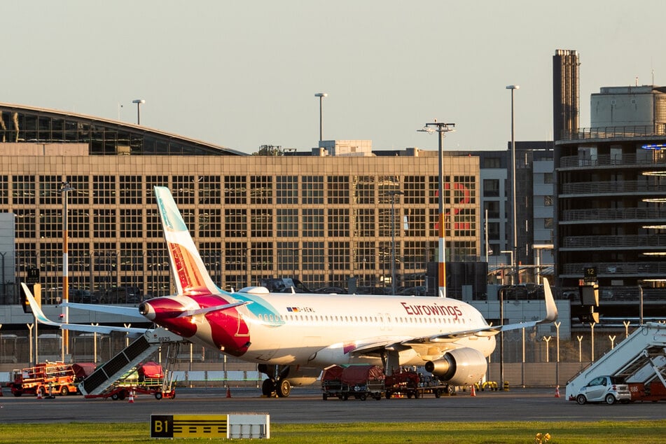 23 Reiseziele sollte die Fluglinie Eurowings am Montag ab Hamburg ansteuern. (Symbolbild)