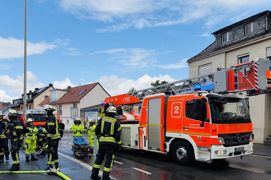 Bei einem Wohnungsbrand in Bonn-Küdinghoven ist ein 72-jähriger Bewohner gestorben.