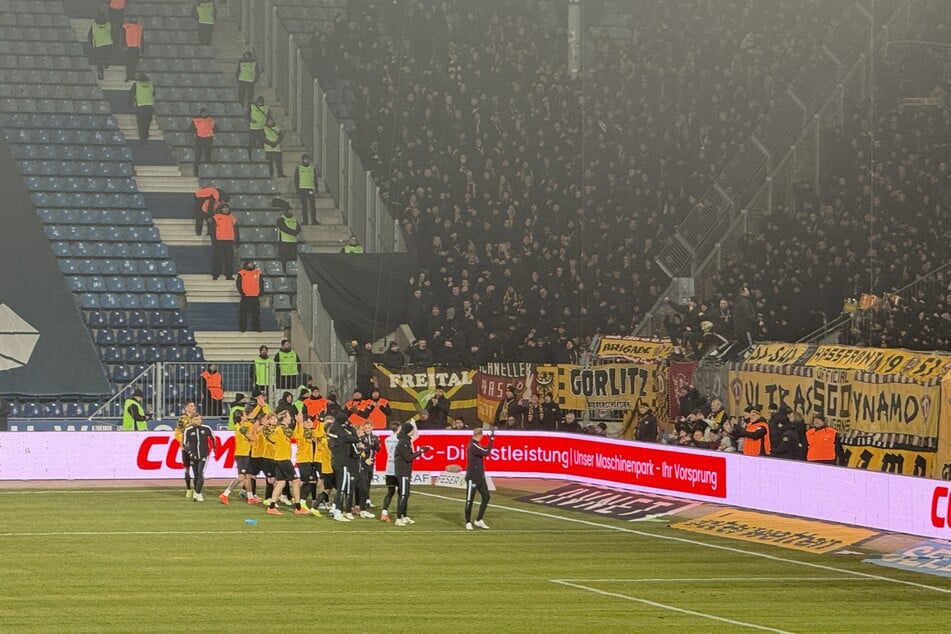 Dynamo machte sich nochmal vor dem Block heiß.