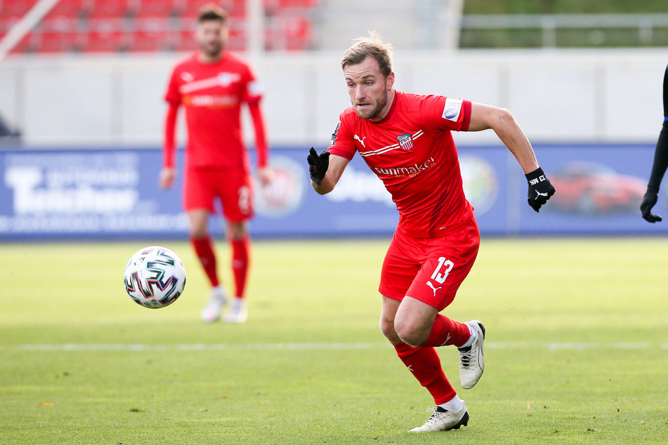 Wird weiterhin beim FSV Zwickau spielen: Mittelfeldspieler Mike Könnecke (32).
