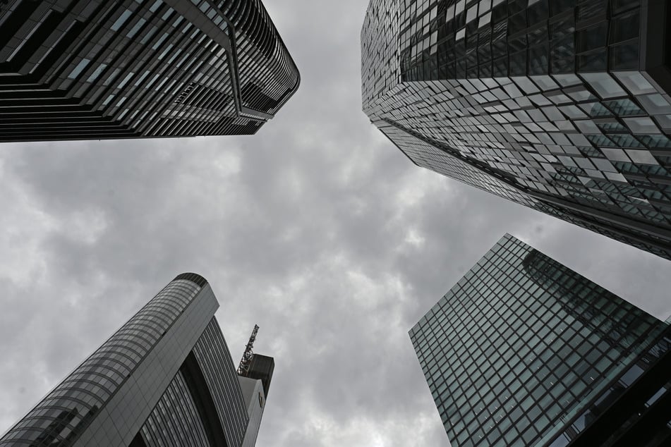 In den kommenden Tagen haben in Frankfurt und dem Rest von Hessen anschließend vermehrt Wolken das Sagen am Himmel.